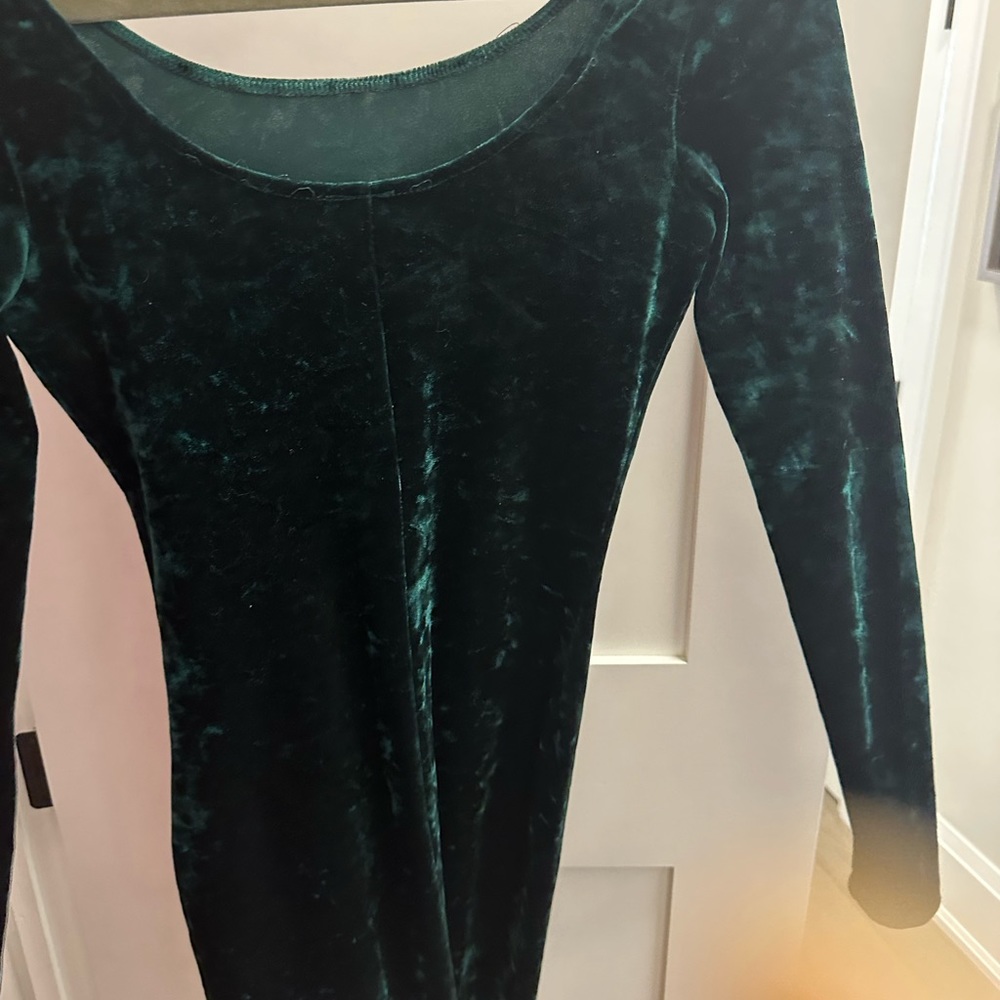 Velvet low back - Picture 3 of 3